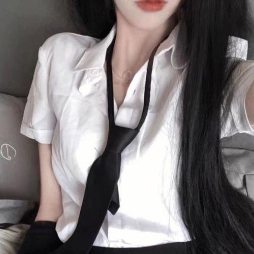 我是桃花观里的桃花仙人